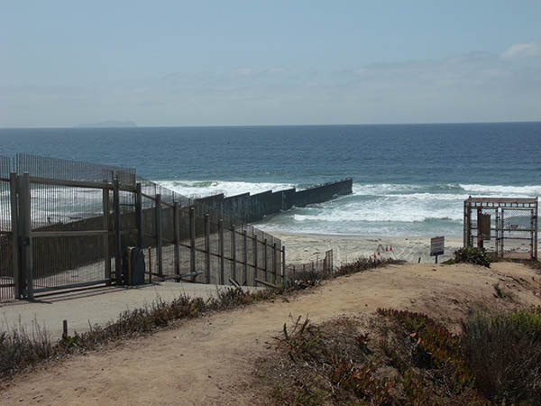 the-border-art-or-consequences