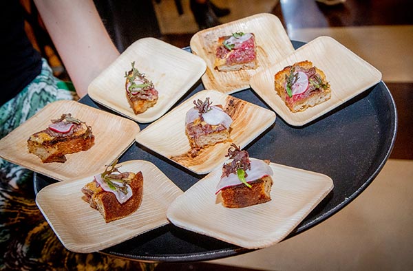 nostalgia-bar-lounge