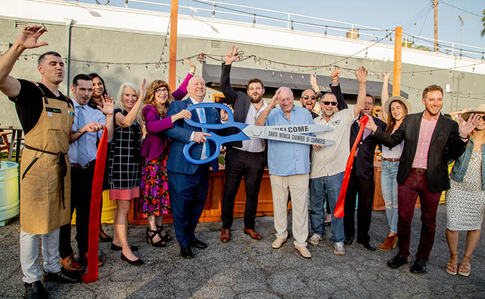 nostalgia-bar-lounge