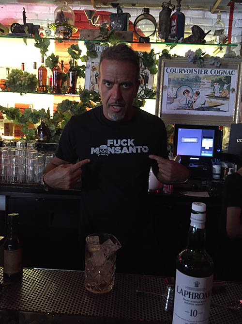 art-beyond-the-glass-v1