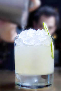 sadie-kitchen-lounge