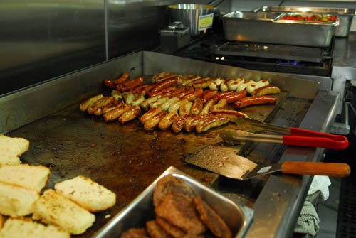 bru-haus-gourmet-sausage-dine-review