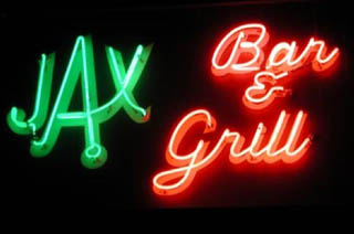 jax-bar-&-grill-dine-review
