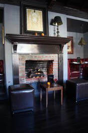 the den of hollywood dine review