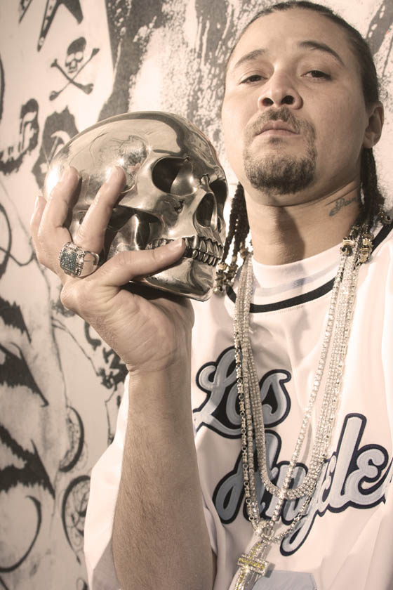 bizzy-bone-pens-autobiography