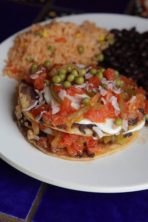 yuca's-dine-review