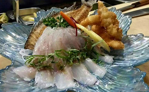 slow-fish-live-shrimp