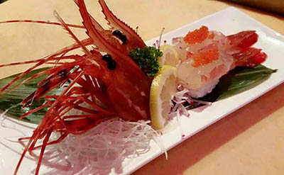 slow-fish-live-shrimp