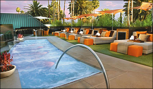 las vegas summer guide bare's at mirage  pool lounge
