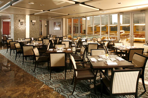 Platinum hotel & spa