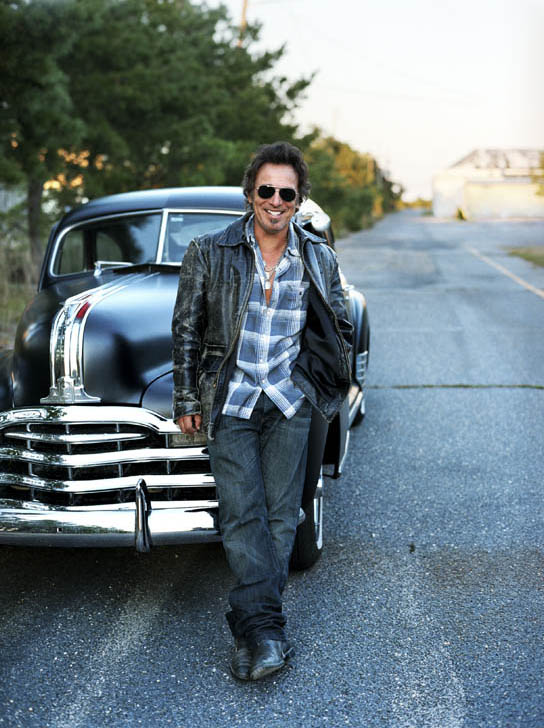 bruce-springsteen-on-the-edge-of-town