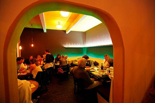 mundaka-carmel-dine-travel
